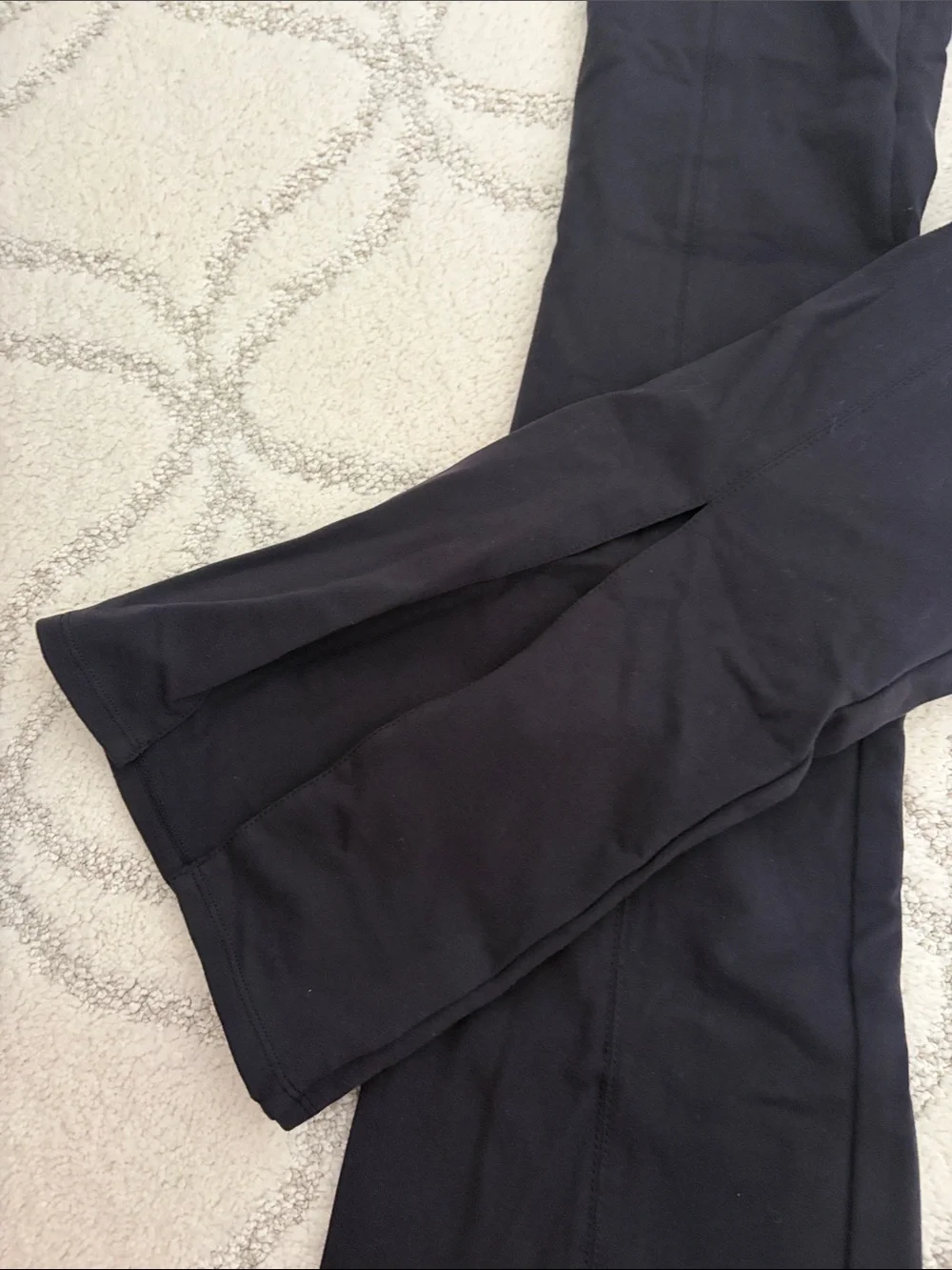 Alo flutter flare leggings